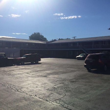 Chateau Motel Colorado Springs Exterior foto